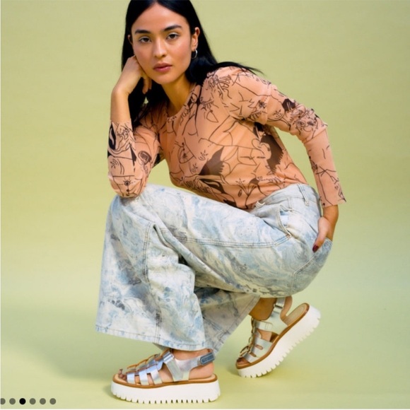 Labucq Boomer SILVER Sandal - Picture 8 of 15